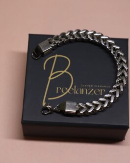Silver Crest – Sleek Stainless Steel Chain Bracelet